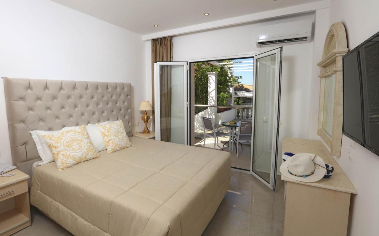 Hotel Cavomarina Beach- Adults Only